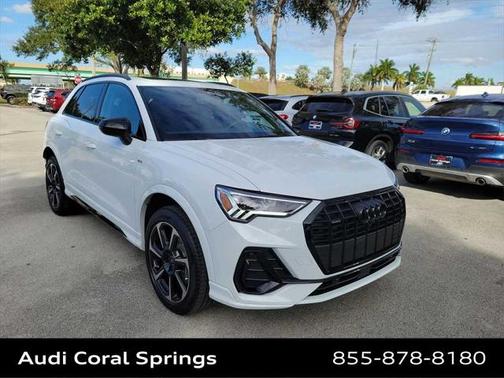 2025 Audi Q3 Premium 45 TFSI S line quattro Tiptronic