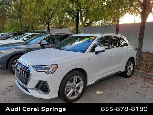 2023 Audi Q3 Premium 45 TFSI S line quattro Tiptronic