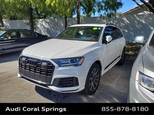 2022 Audi Q7 Premium Plus 45 TFSI quattro Tiptronic