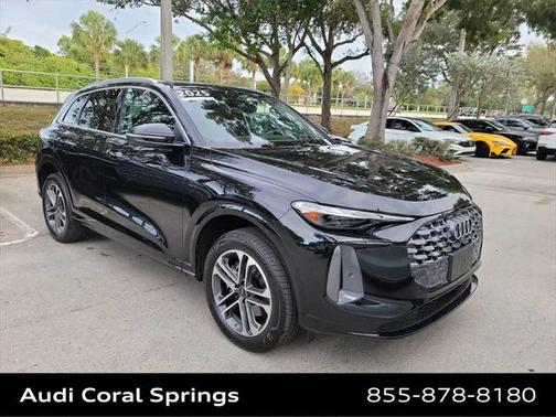 2025 Audi Q5 Premium TFSI quattro S tronic