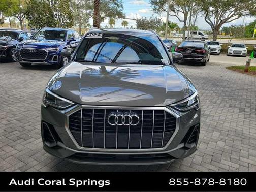 2024 Audi Q3 Premium 45 TFSI S line quattro Tiptronic