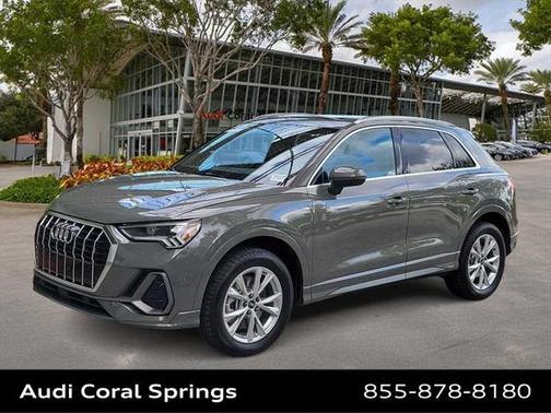 2024 Audi Q3 Premium 45 TFSI S line quattro Tiptronic