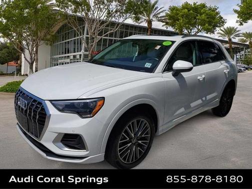 2022 Audi Q3 Premium 40 TFSI quattro Tiptronic