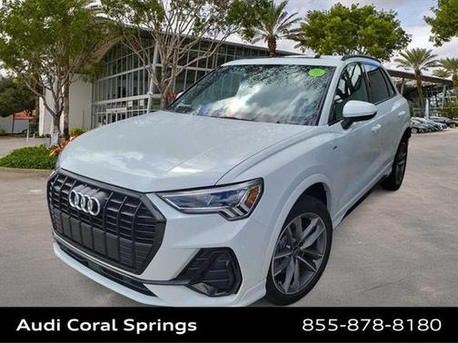 2025 Audi Q3 Premium 45 TFSI S line quattro Tiptronic