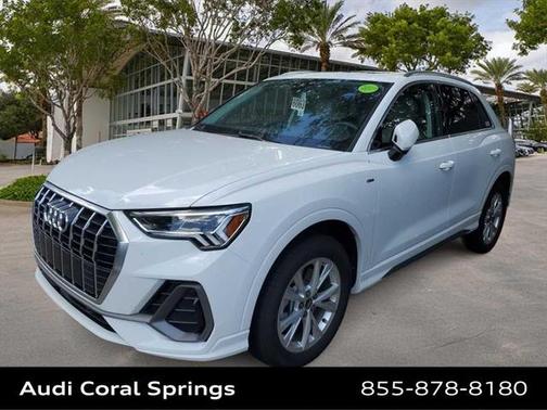 2025 Audi Q3 Premium 45 TFSI S line quattro Tiptronic