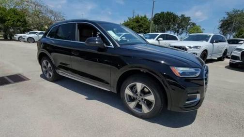 2023 Audi Q5 Premium 40 TFSI quattro S tronic