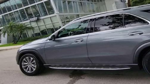 Gray Metallic 2022 Mercedes-Benz GLE 350 Base 4MATIC