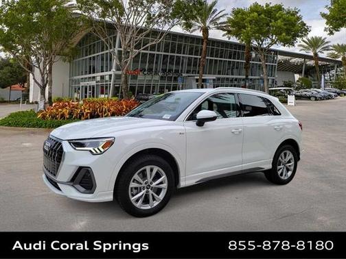 2025 Audi Q3 Premium 45 TFSI S line quattro Tiptronic