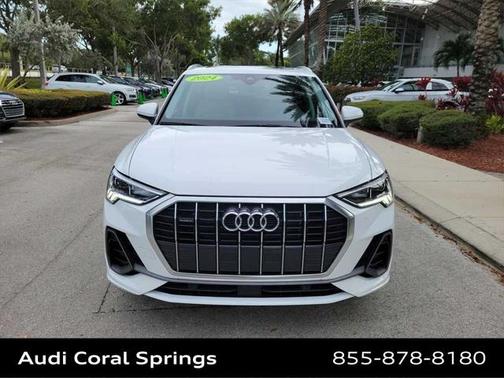 2025 Audi Q3 Premium 45 TFSI S line quattro Tiptronic