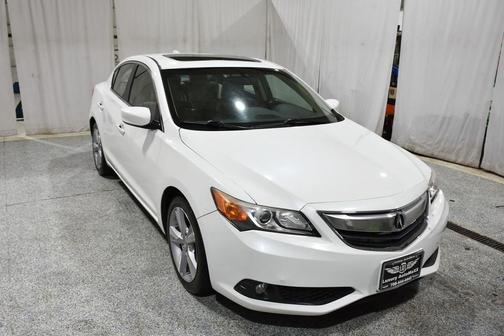2013 Acura ILX 2.0L w/Premium Package