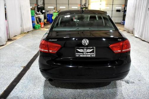 2015 Volkswagen Passat 1.8T Limited Edition