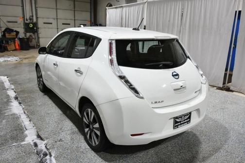 2015 Nissan Leaf SV