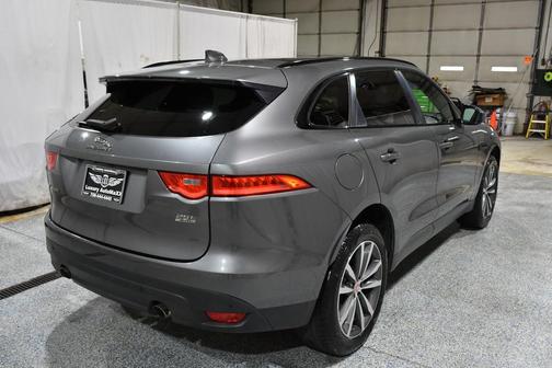 2018 Jaguar F-PACE 25t Prestige