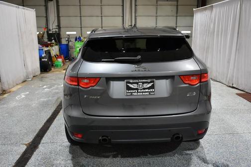 2018 Jaguar F-PACE 25t Prestige