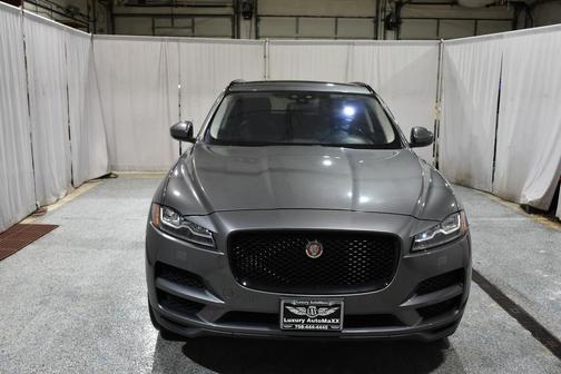2018 Jaguar F-PACE 25t Prestige