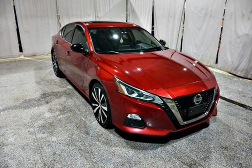Maroon 2019 Nissan Altima 2.5 SR