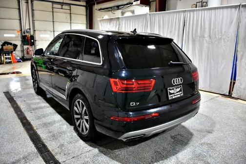 Black 2018 Audi Q7 2.0T Premium Plus