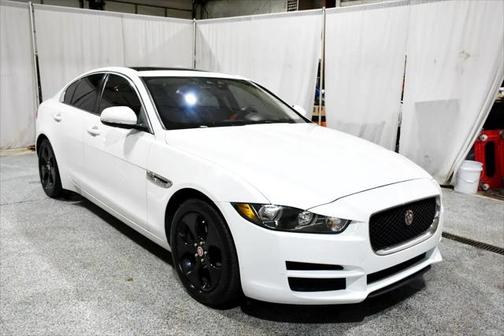2017 Jaguar XE 25t