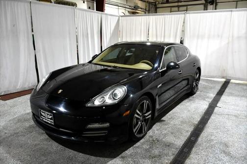 2011 Porsche Panamera 4S