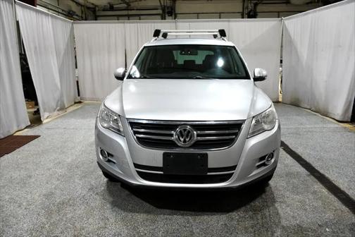 2011 Volkswagen Tiguan SE
