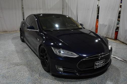 2013 Tesla Model S Performance