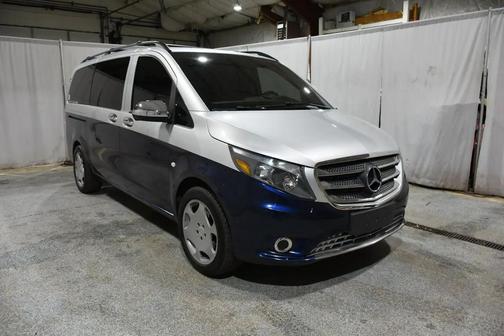 2016 Mercedes-Benz Metris Base