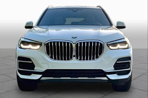 Alpine White 2023 BMW X5 xDrive40i