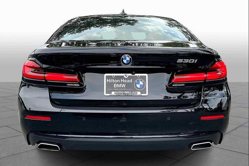 2022 BMW 530 i