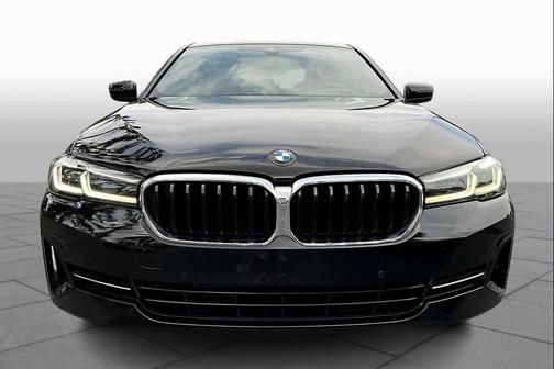 2022 BMW 530 i