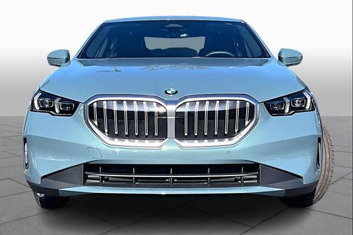 2025 BMW 540 xDrive