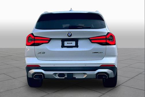 Mineral White Metallic 2023 BMW X3 xDrive30i