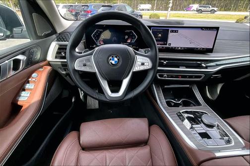 2024 BMW X7 xDrive40i