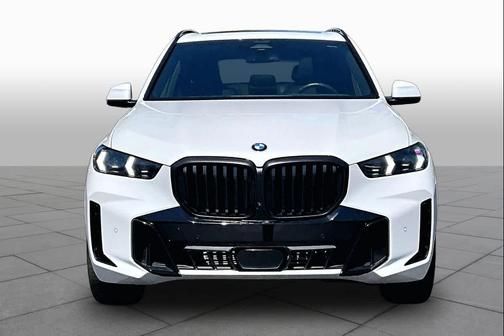 Mineral White Metallic 2024 BMW X5 xDrive40i