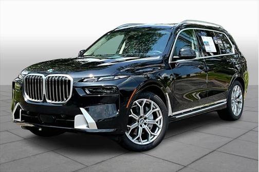 Black Sapphire Metallic 2024 BMW X7 xDrive40i