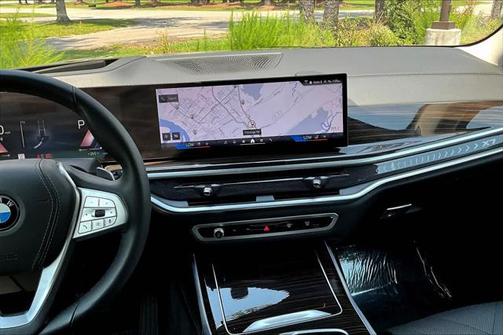 Black Sapphire Metallic 2024 BMW X7 xDrive40i
