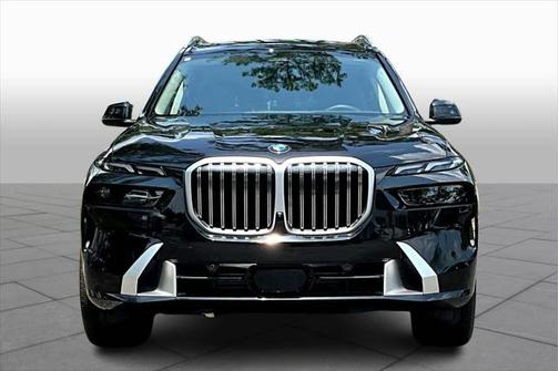 Black Sapphire Metallic 2024 BMW X7 xDrive40i