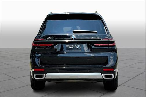 Black Sapphire Metallic 2024 BMW X7 xDrive40i