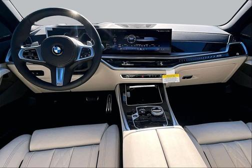 Mineral White Metallic 2026 BMW X5 xDrive40i