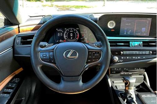 2022 Lexus ES 350 Base
