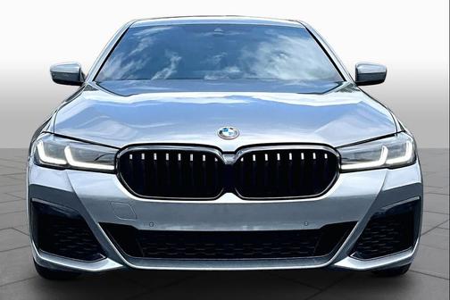 Skyscraper Gray Metallic 2023 BMW 540 i