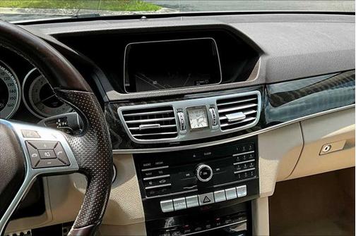 2016 Mercedes-Benz E-Class 4MATIC