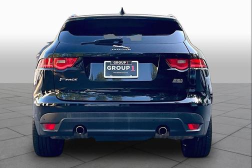 Narvik Black 2019 Jaguar F-PACE 25t Premium