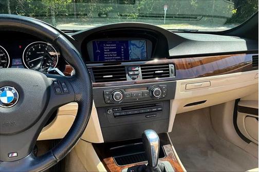 2011 BMW 335 335i
