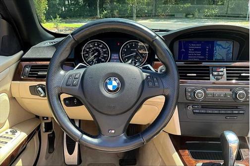 2011 BMW 335 335i