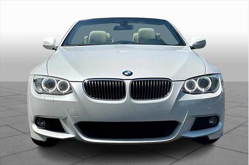 2011 BMW 335 335i