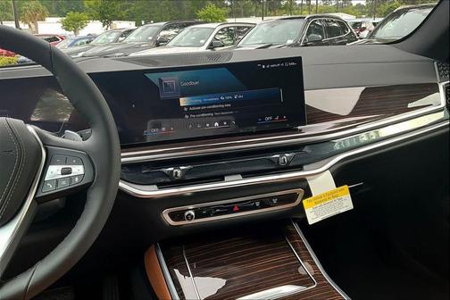 Manhattan Green Metallic 2026 BMW X5 PHEV xDrive50e