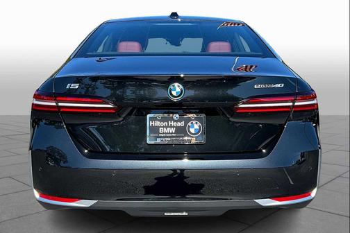 2026 BMW i5 eDrive40