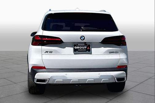 Alpine White 2026 BMW X5 sDrive40i