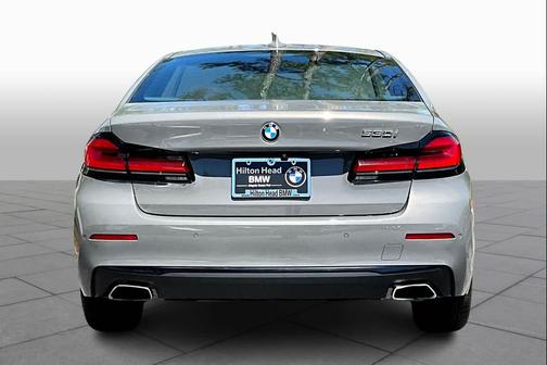 2021 BMW 530 530i