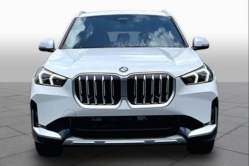 Alpine White 2023 BMW X1 xDrive28i
